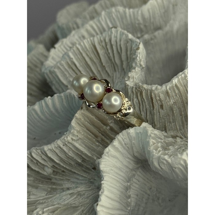 925 Sterling Silver Pearl & Ruby Ring Size 8