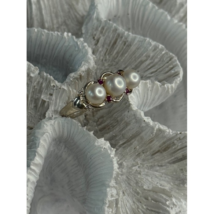 925 Sterling Silver Pearl & Ruby Ring Size 8
