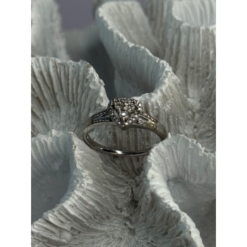 925 Sterling Silver Heart Diamonds Ring Size 7