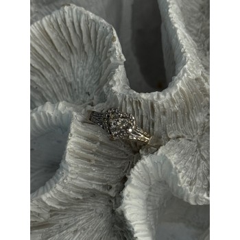925 Sterling Silver Heart Diamonds Ring Size 7