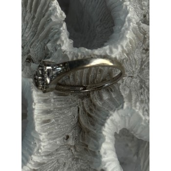 925 Sterling Silver Heart Diamonds Ring Size 7