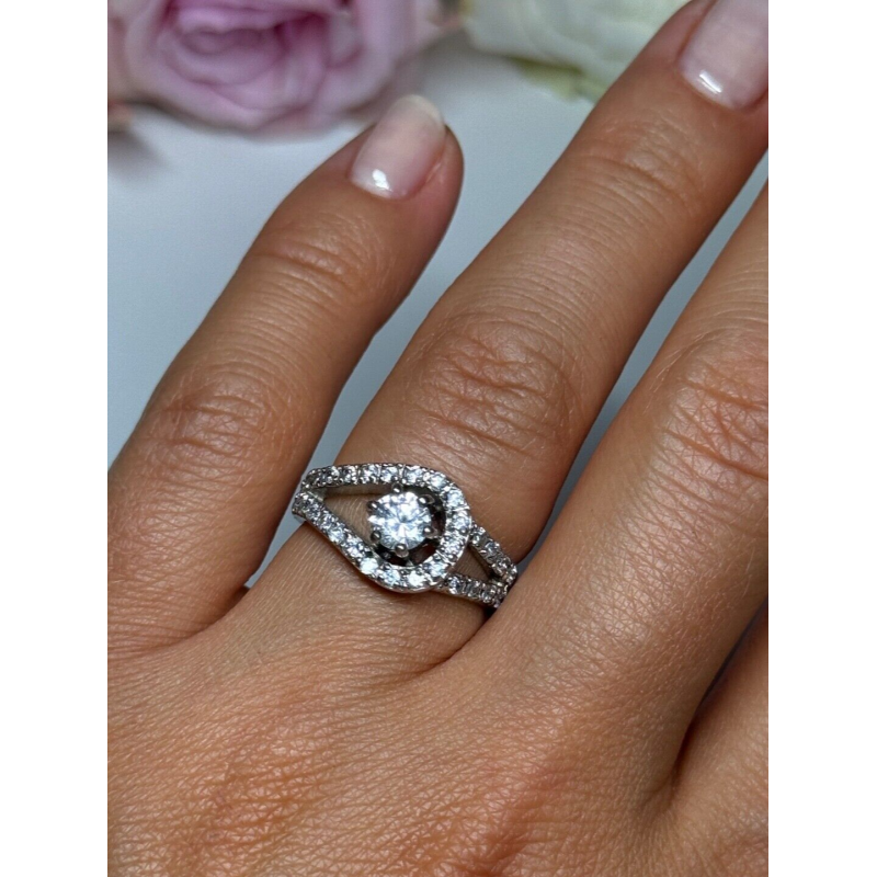 925 Sterling Silver White Topaz Ring Size 6
