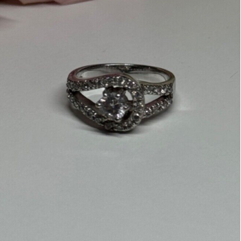 925 Sterling Silver White Topaz Ring Size 6