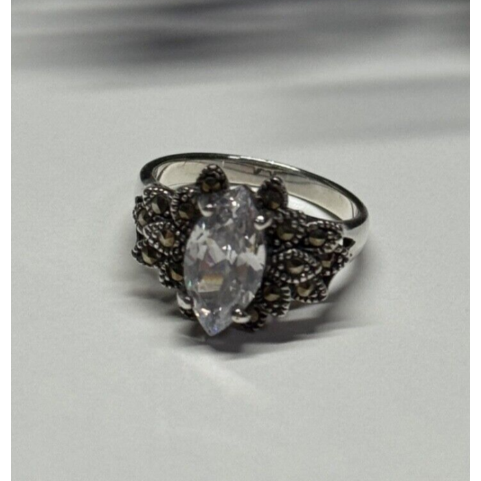 925 Sterling Silver CZ & Marcasite Ring Size 5