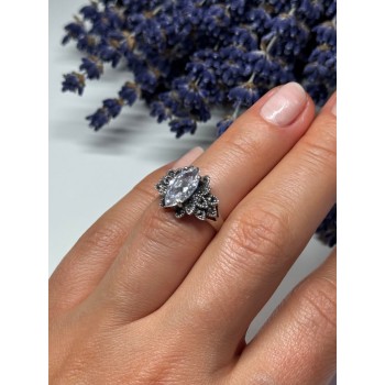 925 Sterling Silver CZ & Marcasite Ring Size 5