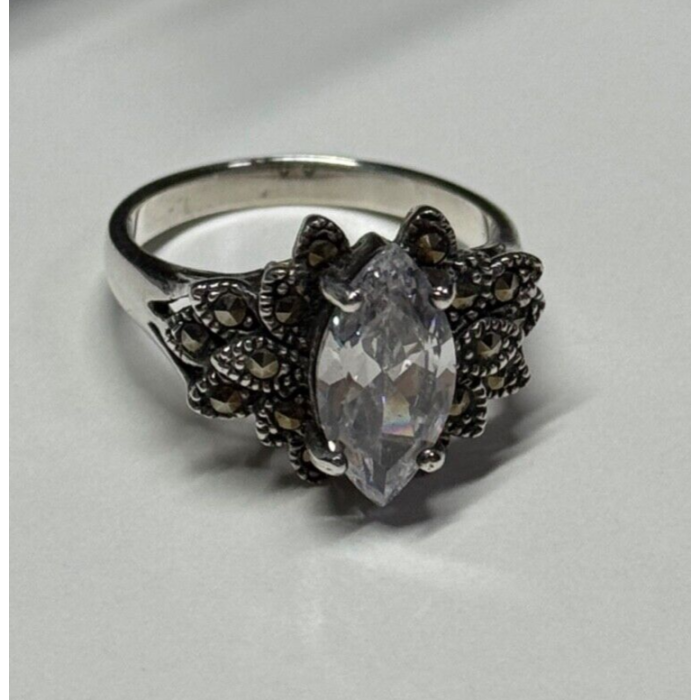 925 Sterling Silver CZ & Marcasite Ring Size 5