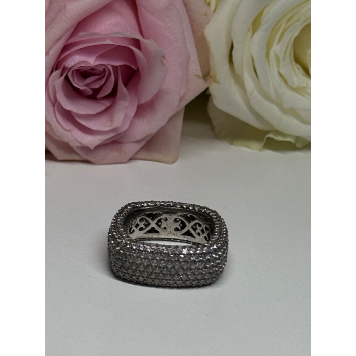 925 Sterling Silver CZ Ring Size 6