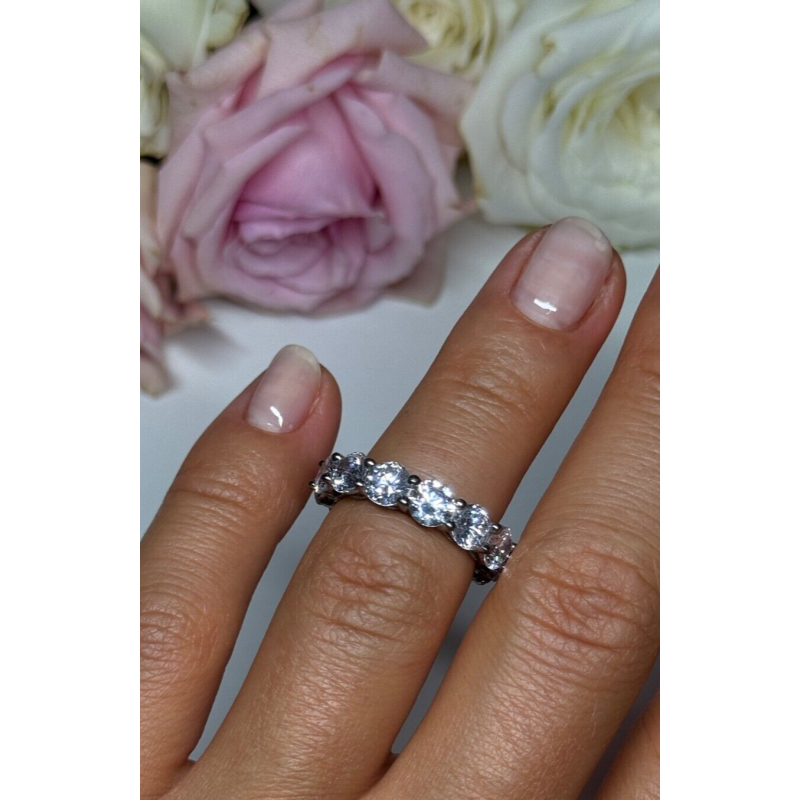 925 Sterling Silver CZ Ring Size 4