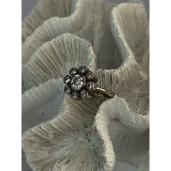 925 Sterling Silver CZ Flower Ring Size 9