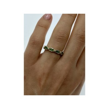 925 Sterling Silver Emeralds Ring Size 7