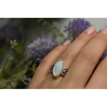925 Sterling Silver Mother Of Pearl Ring Size 6.5