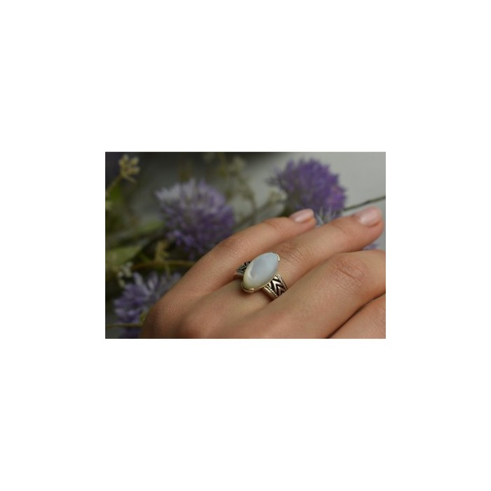 925 Sterling Silver Mother Of Pearl Ring Size 6.5