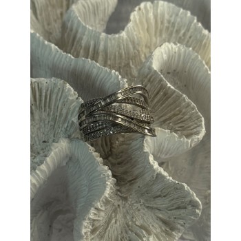 Elegant Design 925 Sterling Silver White Topaz Ring Size 9