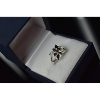 925 Sterling Silver Black Spinel & CZ Ring Size 5.5