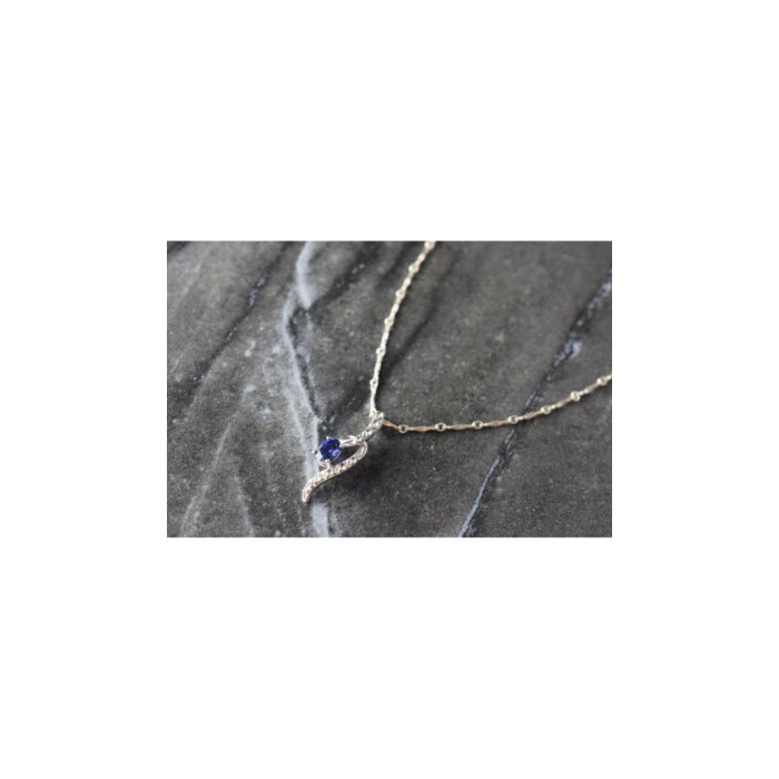 925 STERLING SILVER LONDON BLUE & WHITE TOPAZ CHAIN WITH PENDANT(2)