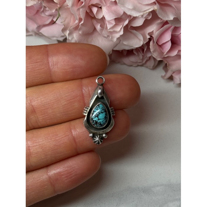 925 Sterling Silver Turquoise Pendant Length 1.1 In