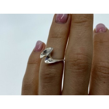 925 Sterling Silver Ring Size 7