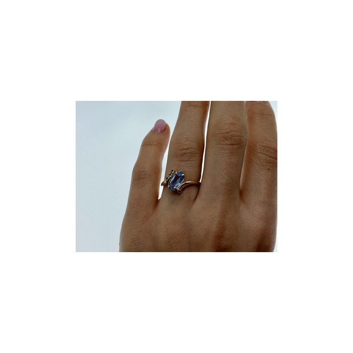 10K YELLOW GOLD TOPAZ & DIAMONDS RING SIZE 6.5