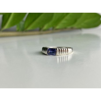 925 Sterling Silver Purple CZ Ring Size 6.5