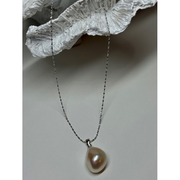 925 STERLING SILVER FRESH WATER NECKLACE LENGTH 18 Inch