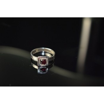 925 Sterling Silver Almandine Ring Size 6.5