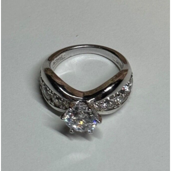 925 Sterling Silver CZ Ring Size 6.5