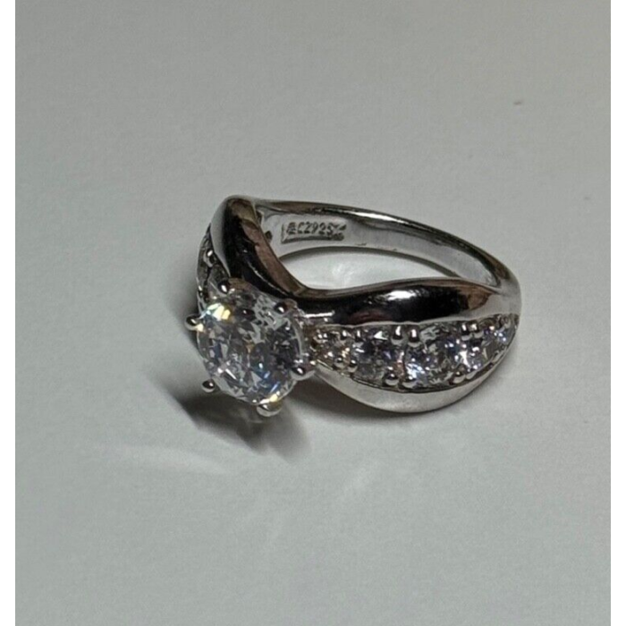 925 Sterling Silver CZ Ring Size 6.5