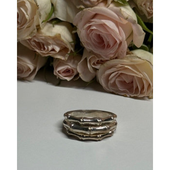 925 Sterling Silver Ring Size 9