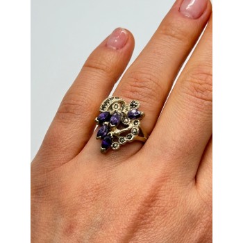 925 Sterling Silver Amethyst & Marcasite Ring Size 6