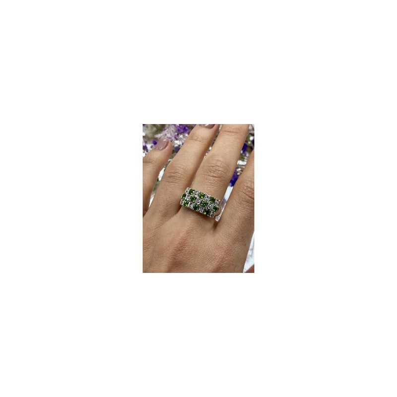925 Sterling Silver Peridot & White Spinel Ring Size 9