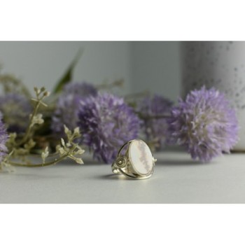 Vintage 925 Sterling Silver Moss Agate Ring Size 8