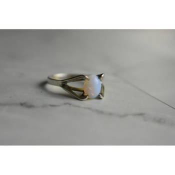 925 Sterling Silver Opal Ring Size 6.5