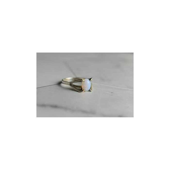 925 Sterling Silver Opal Ring Size 6.5