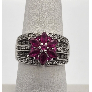 925 Sterling Silver Topaz Ring Size 7