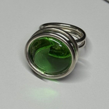 Modern Art Design Green CZ Ring Size 6