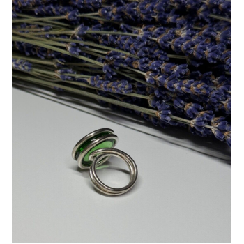 Modern Art Design Green CZ Ring Size 6