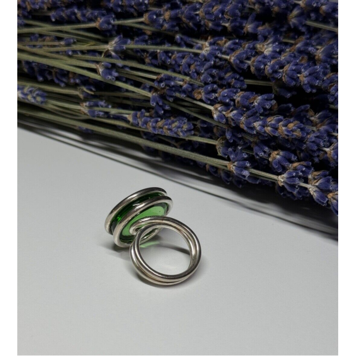 Modern Art Design Green CZ Ring Size 6