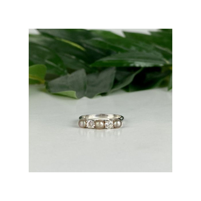 Avon 925 Sterling Silver Pearls & CZ Ring Size 7