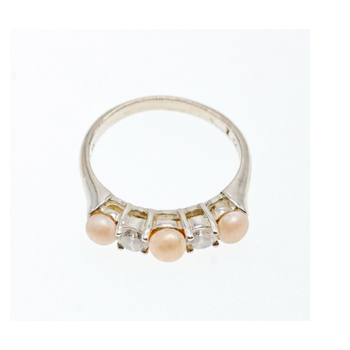 Avon 925 Sterling Silver Pearls & CZ Ring Size 7