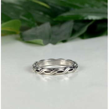 925 Sterling Silver Ring Size 10