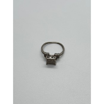 925 Sterling Silver CZ Ring Size 6