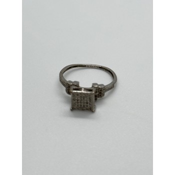925 Sterling Silver CZ Ring Size 6