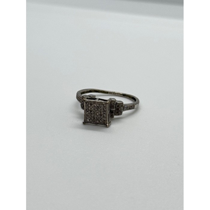 925 Sterling Silver CZ Ring Size 6