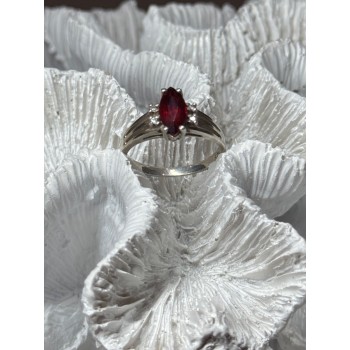 925 Sterling Silver Garnet Ring Size 7