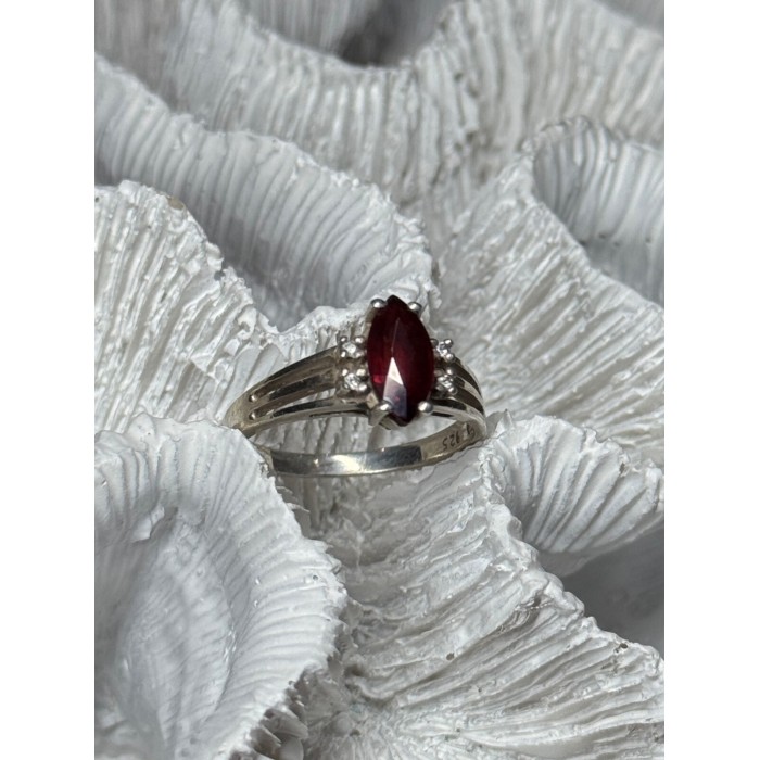 925 Sterling Silver Garnet Ring Size 7