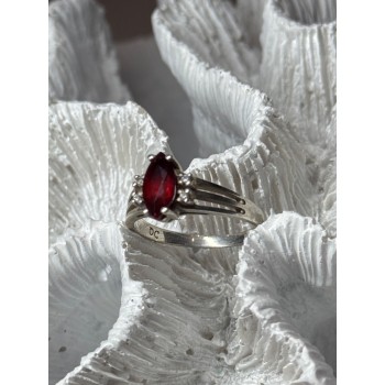 925 Sterling Silver Garnet Ring Size 7