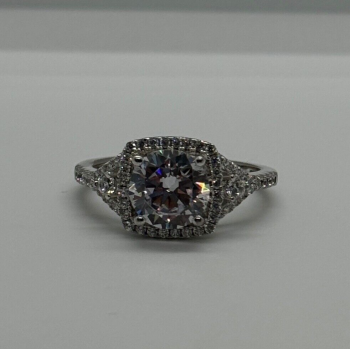 925 Sterling Silver CZ Ring Size 9.5