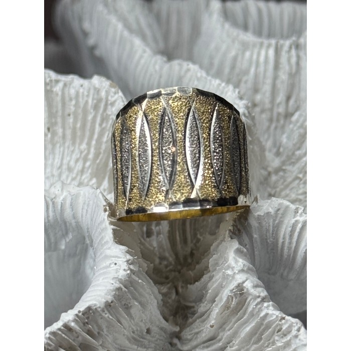 ELEGANT 925 STERLING SILVER & 10K YELLOW GOLD RING SIZE 7