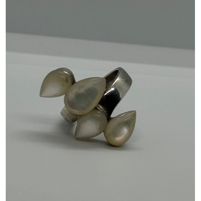 925 STERLING SILVER  MOTHER OF PEARL RING SIZE 7