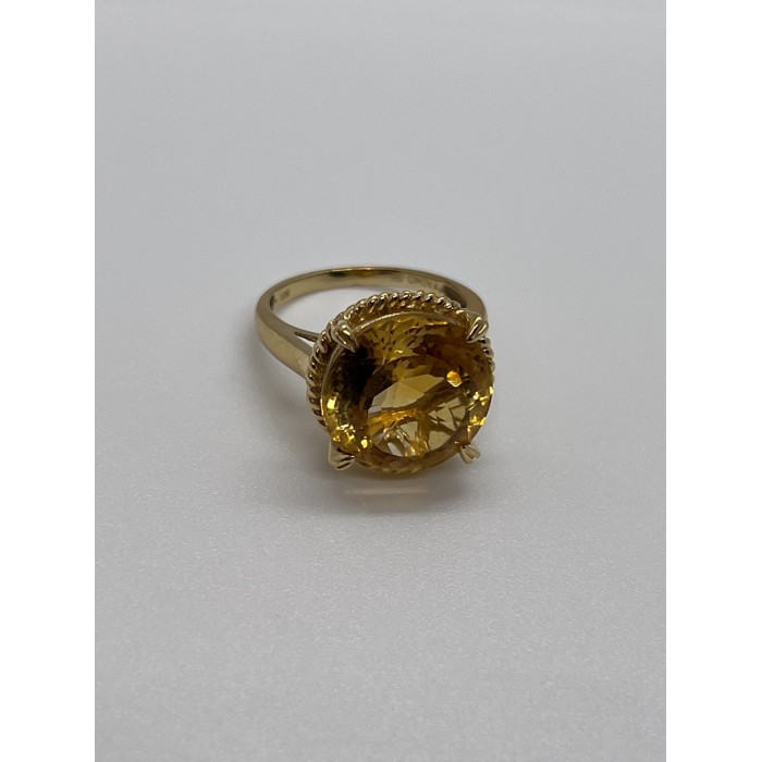 10K YELLOW GOLD RING CITRINE  SIZE 6